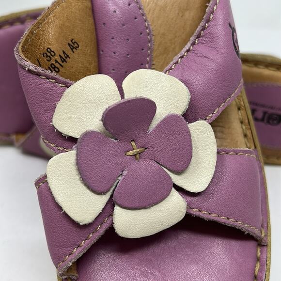 Born Women's Purple & White Leather Wedge Mule Slide Sandals Size 38 (8) - Picture 10 of 15